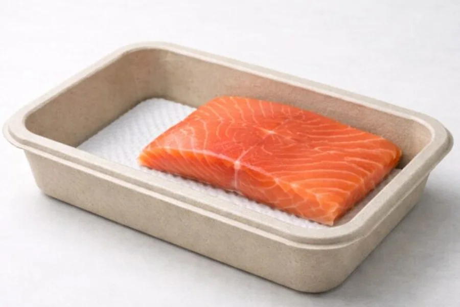 Absorbent pad in a fresh food tray